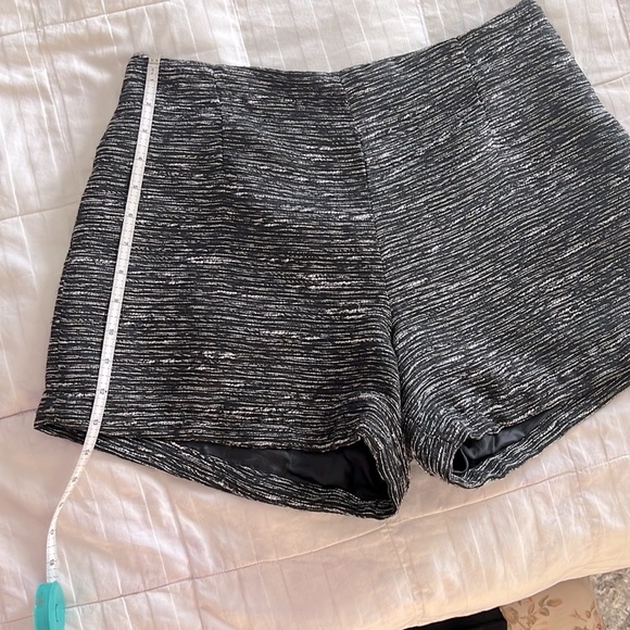 Short for sale - Picture 6 of 6